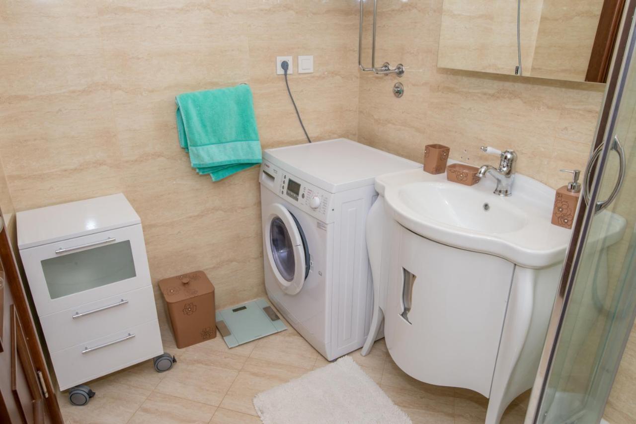 Apartment Elena Petrovac Kültér fotó